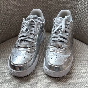 Nike Air Force 1 Low Metallic Women’s Size 9.5